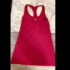 Lululemon tank